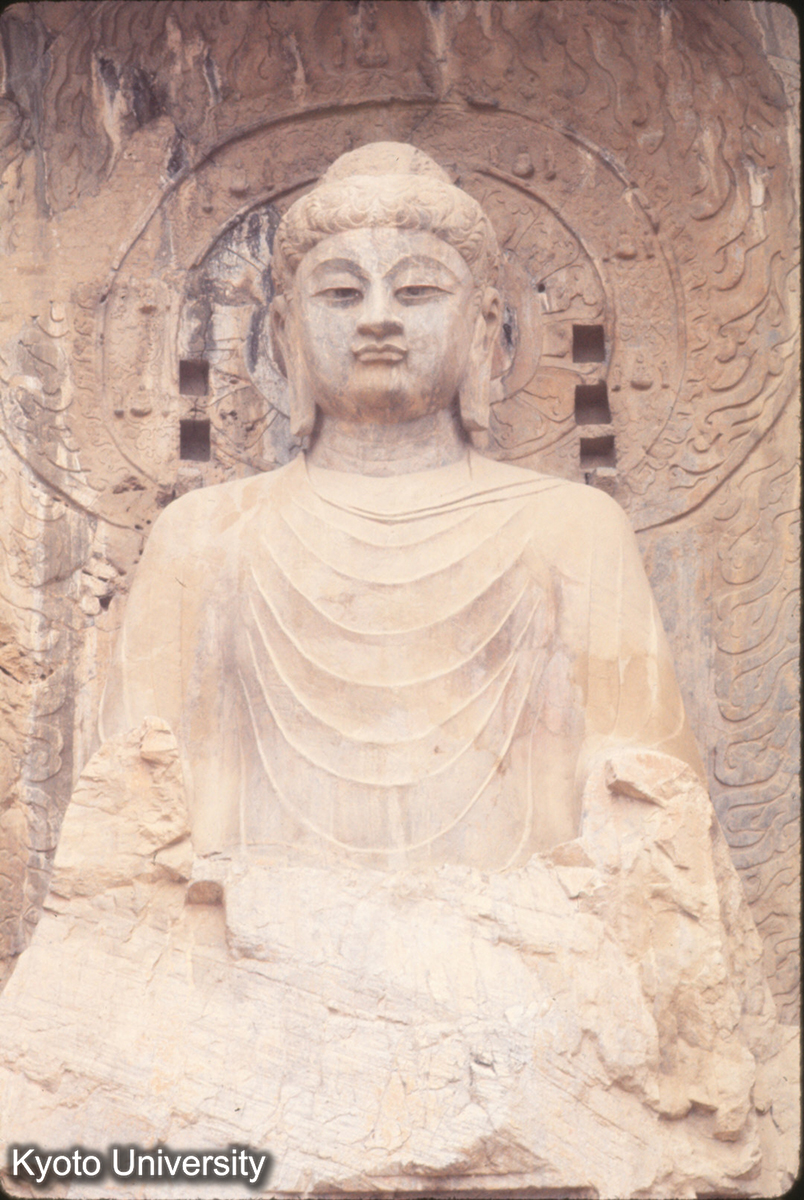 899_龍門 奉先寺 盧舎那仏 (1)