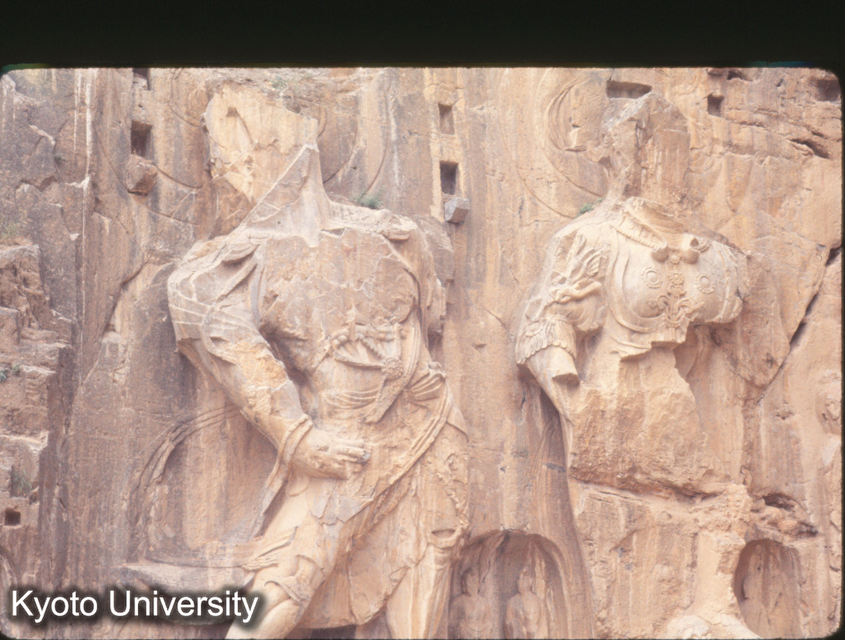 916_龍門 奉先寺 南壁 力士・天王 (1)