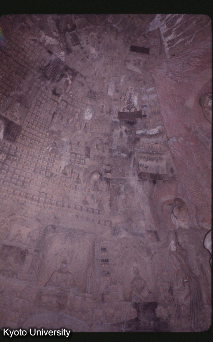 922_龍門 古陽洞 南壁西部上層 (1)