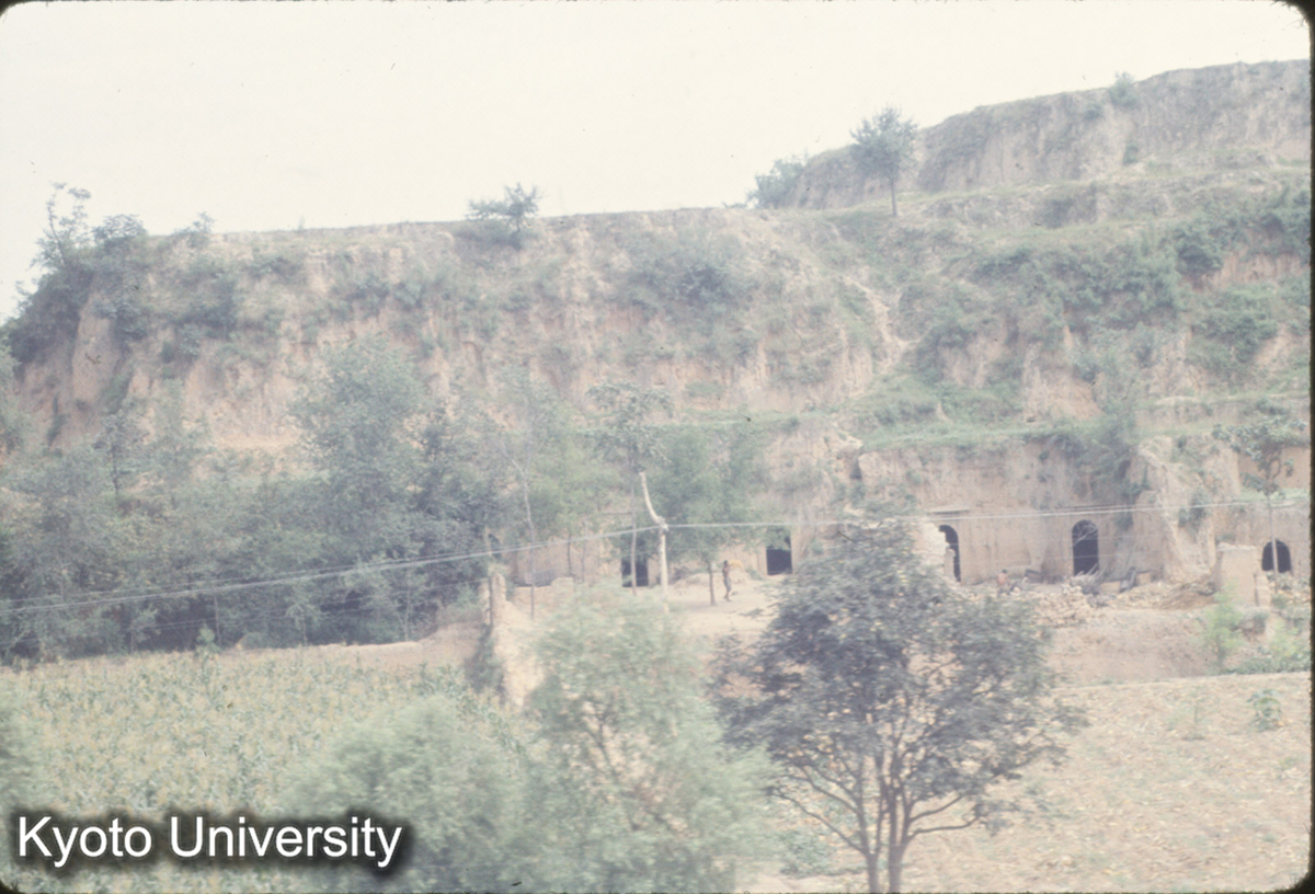 949_鞏県付近 窯洞 (1)