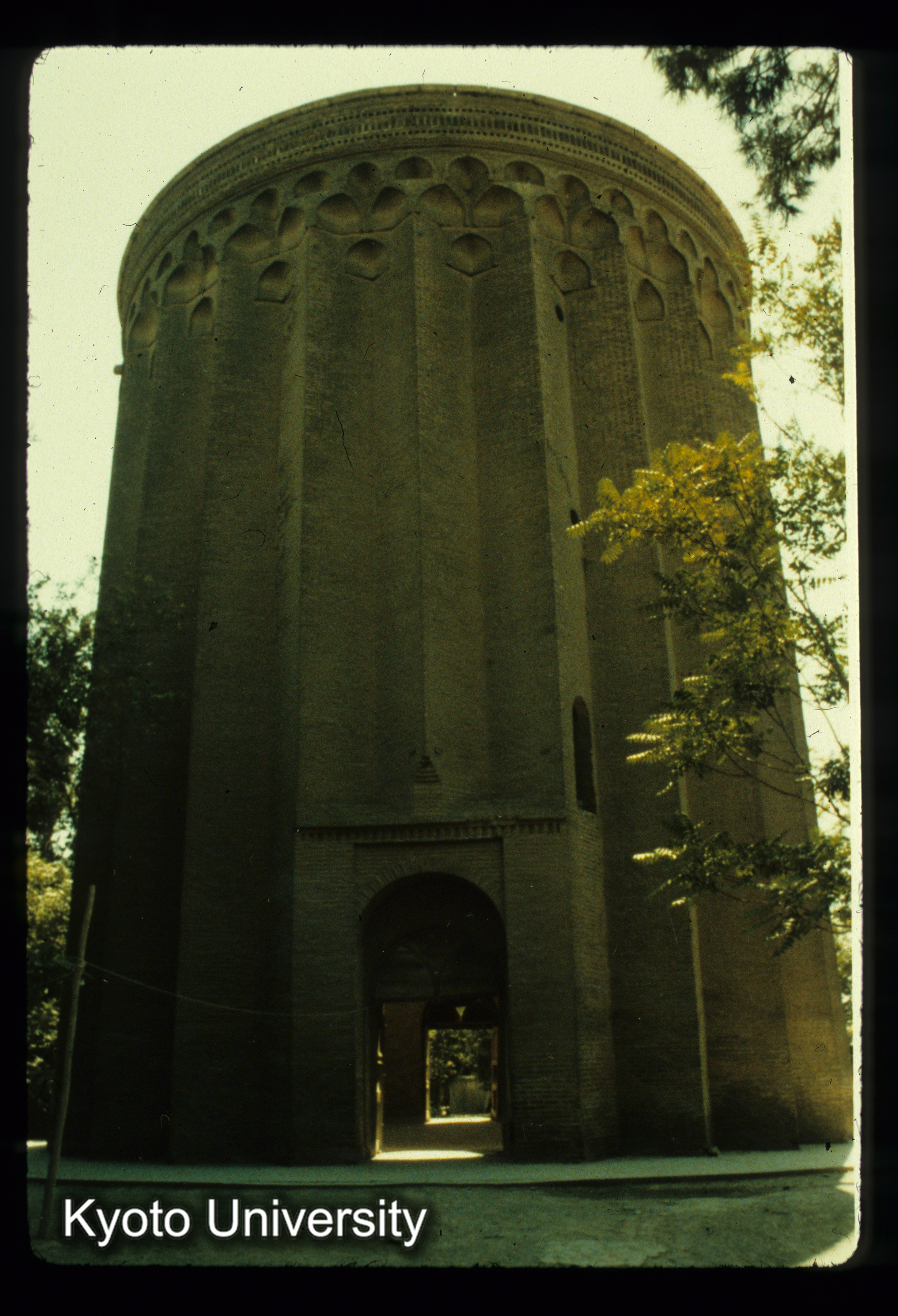 I28_Borje Toghrol 12thC (1)