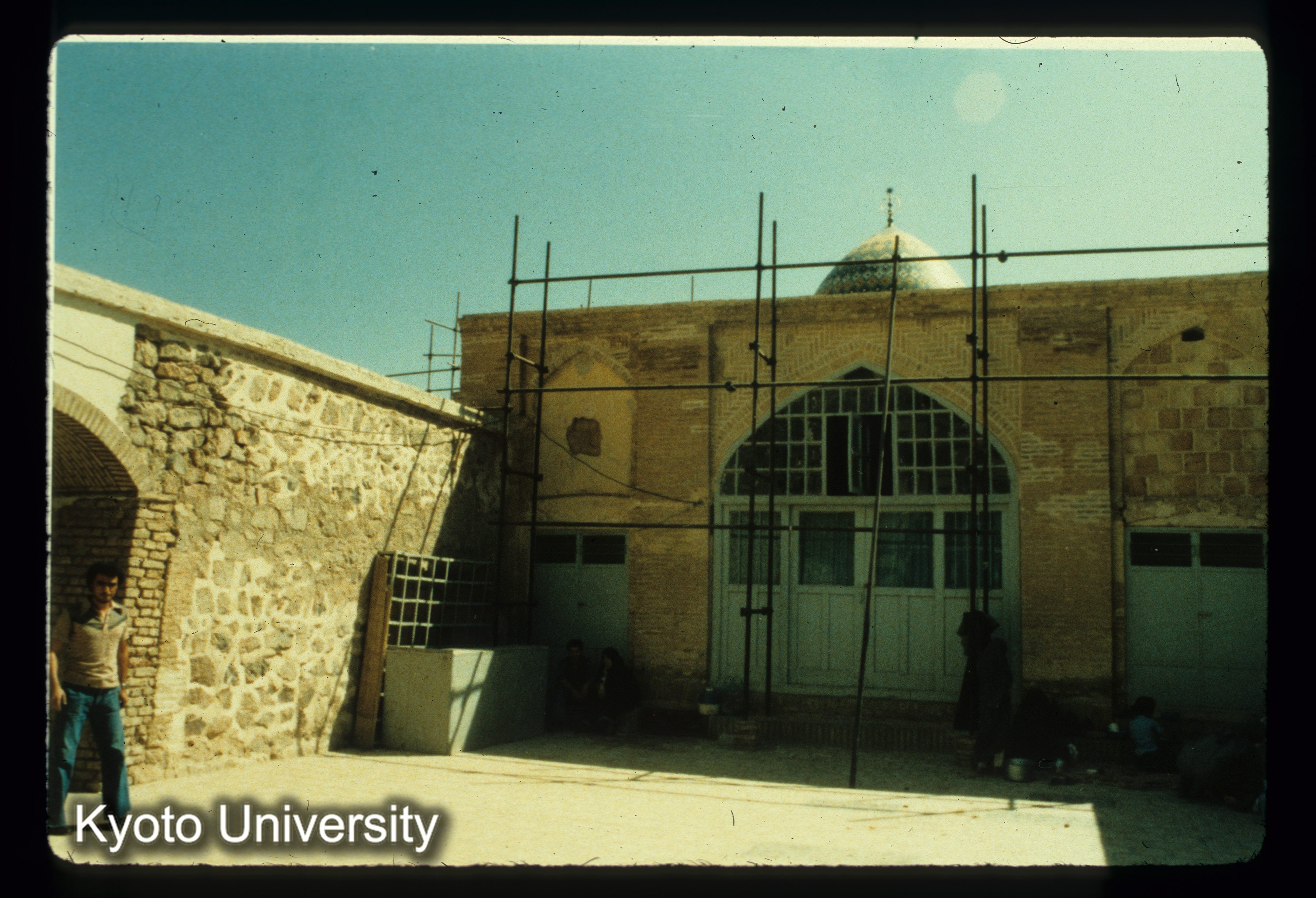 I33_Bibi Sharbanu中庭 (1)