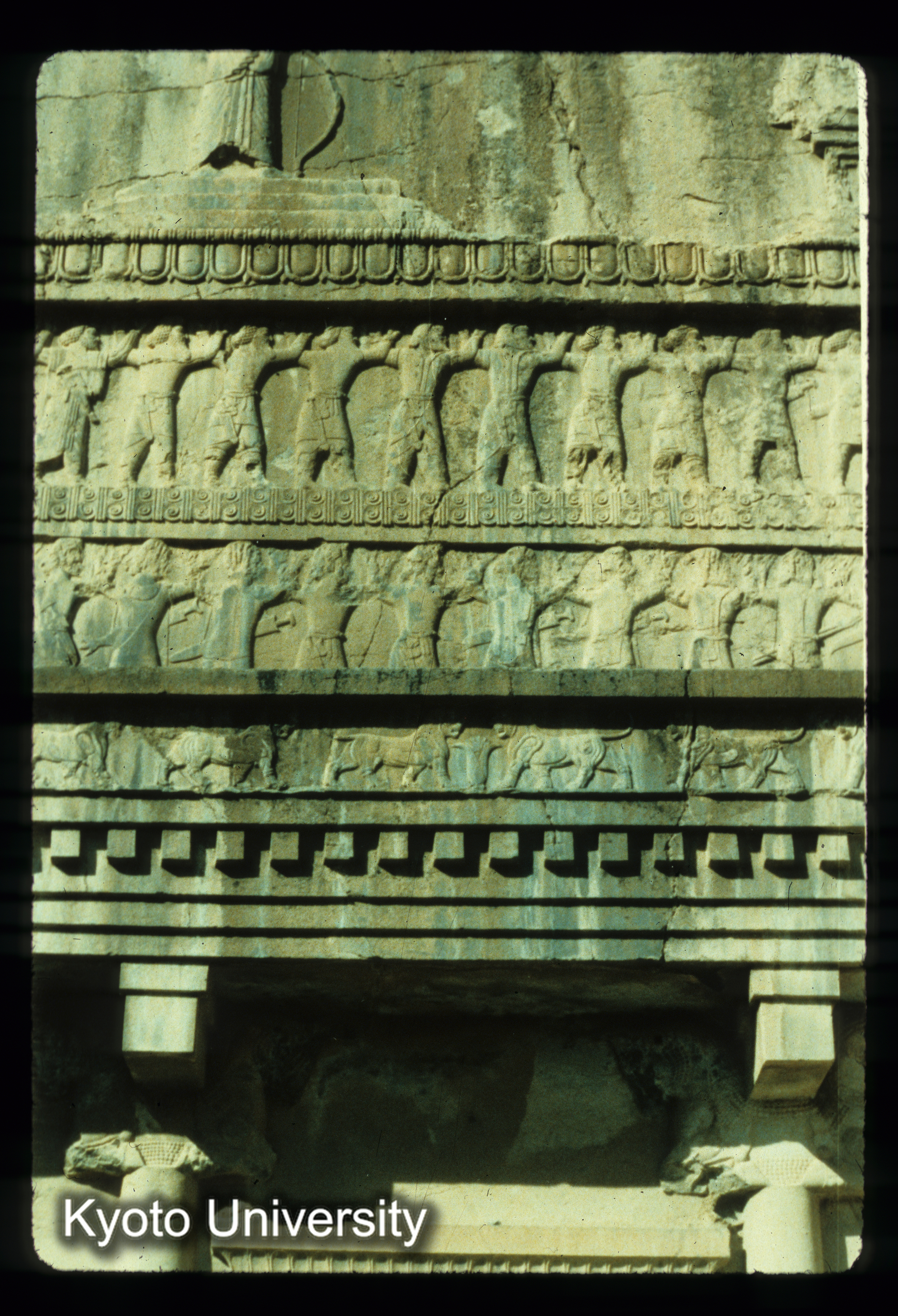 I88_ArtaxerxesIIorIIIの墓 （北）正面詳細（Persepolis） (1)