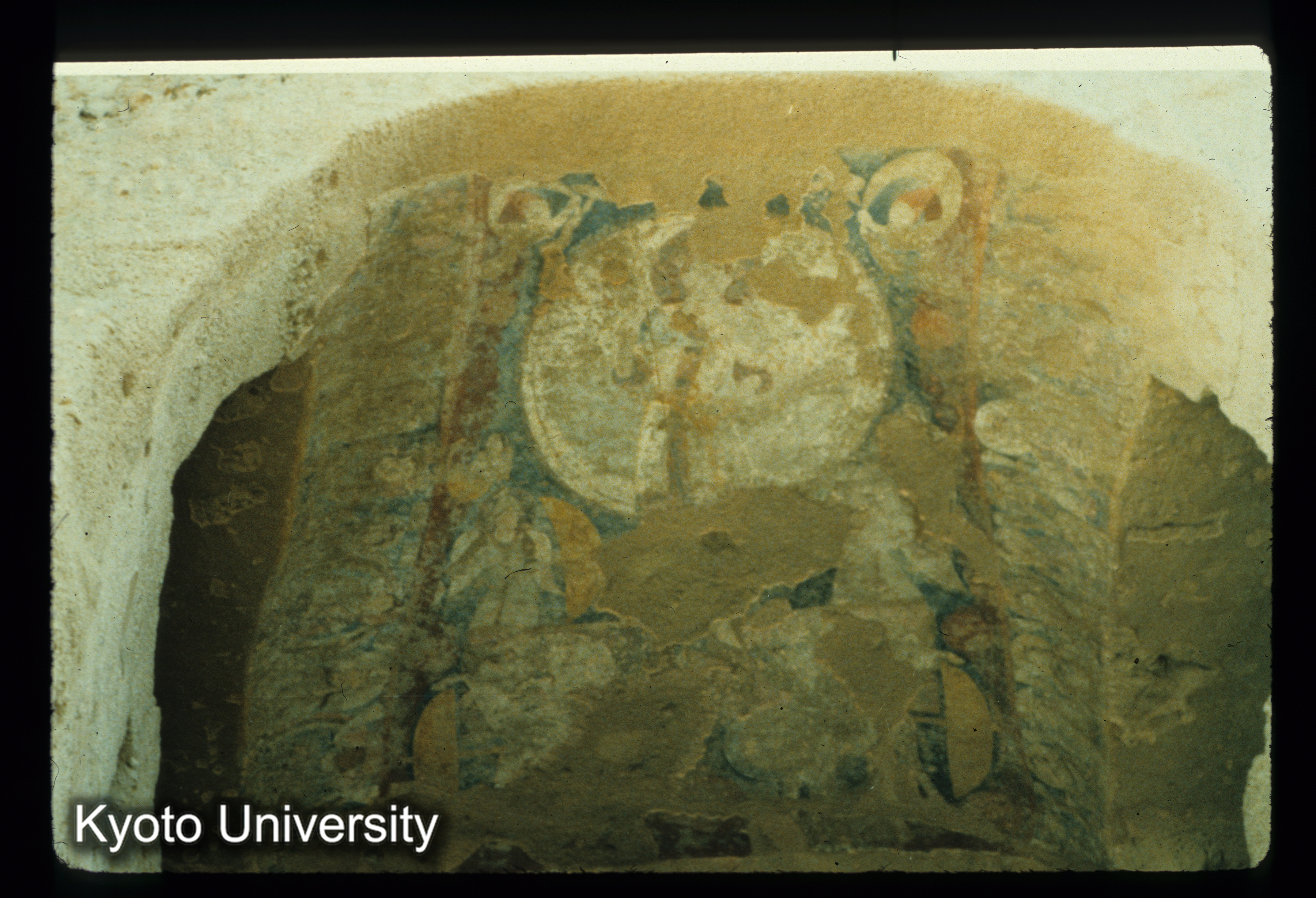 A34_Bamiyan東大仏西の坐仏窟壁画詳細 (1)