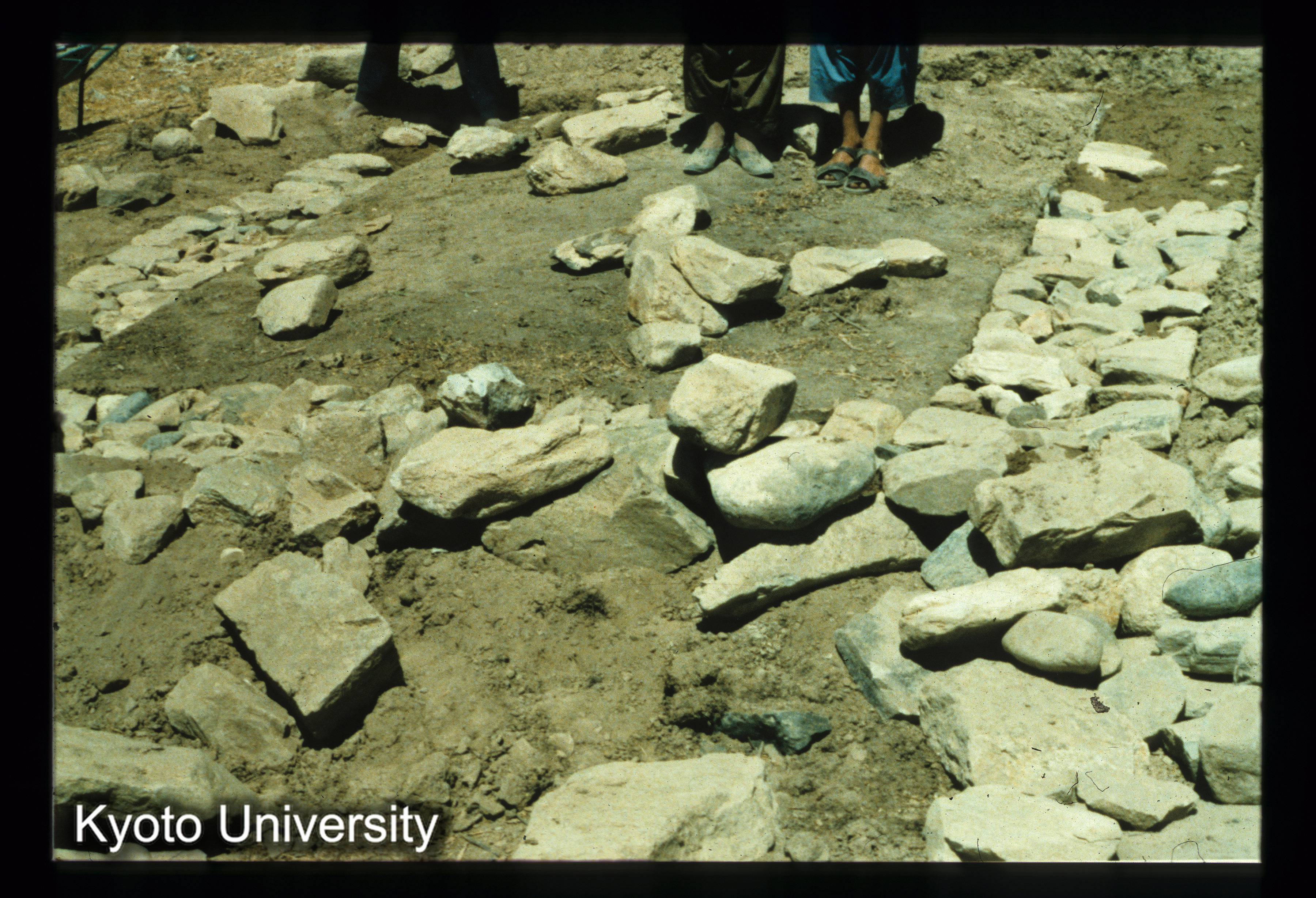 A81_布基礎敷石 (1)