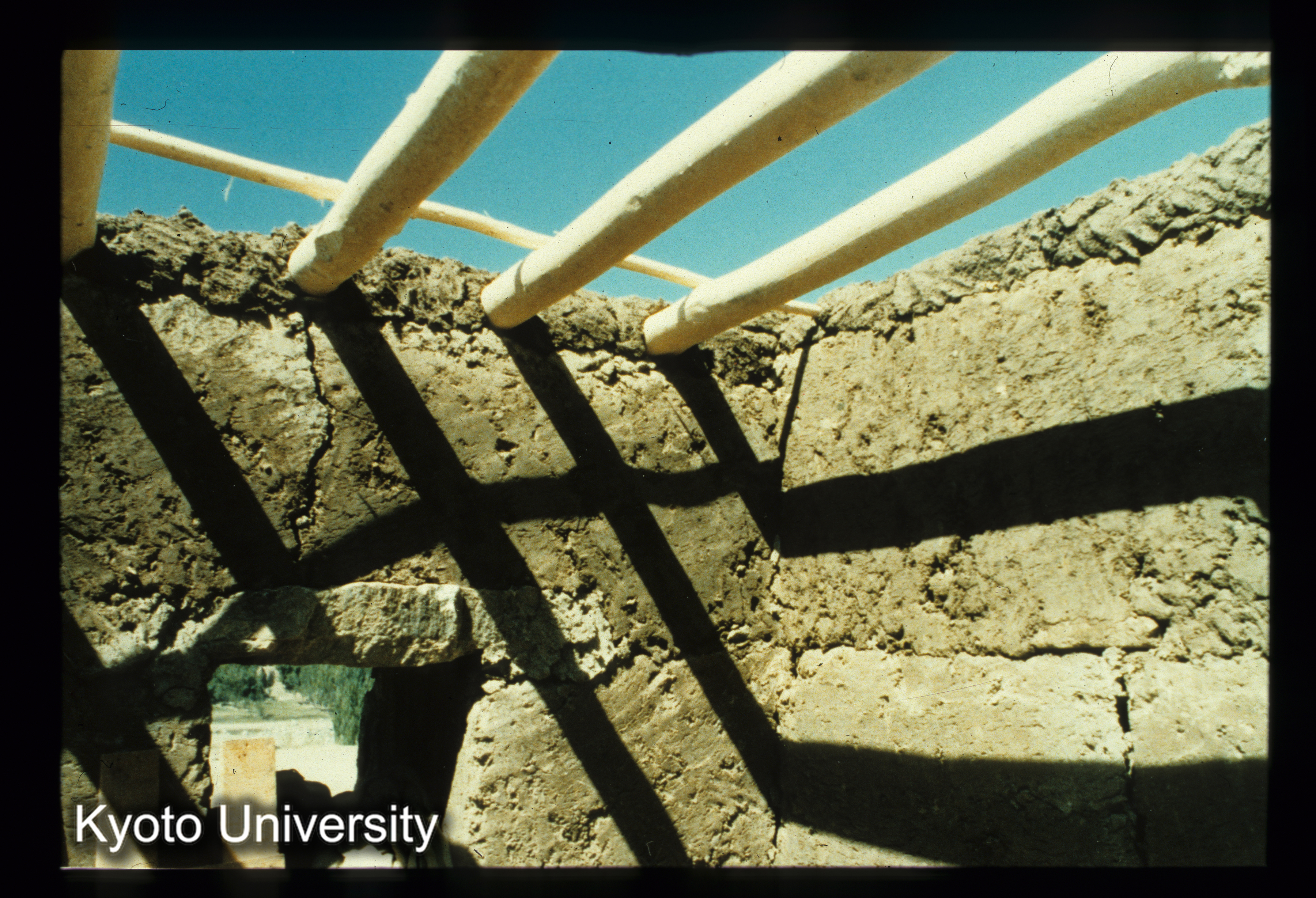 A83_梁をわたす (1)