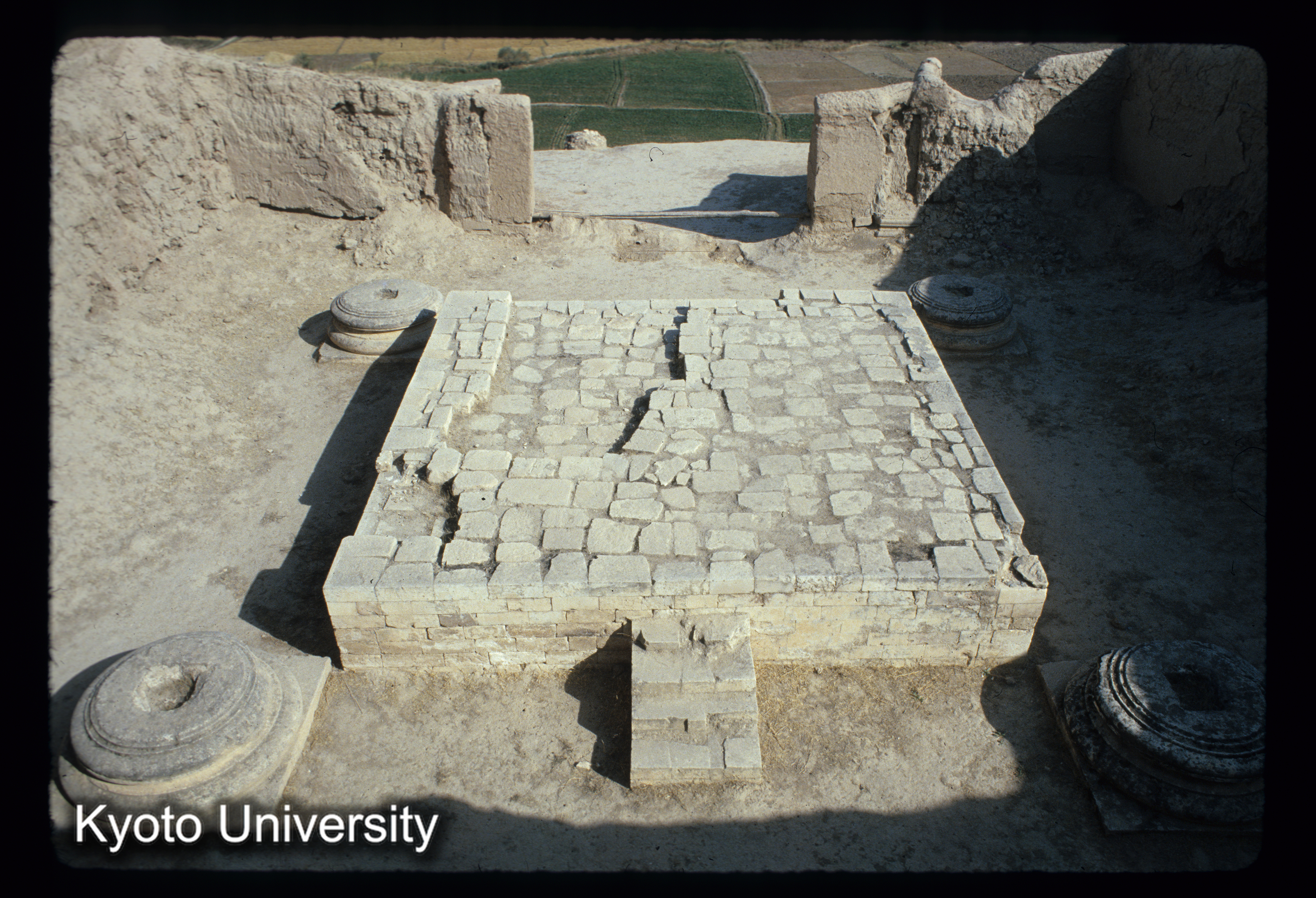 A97_Surkh Kotal 神殿址 背面より (1)