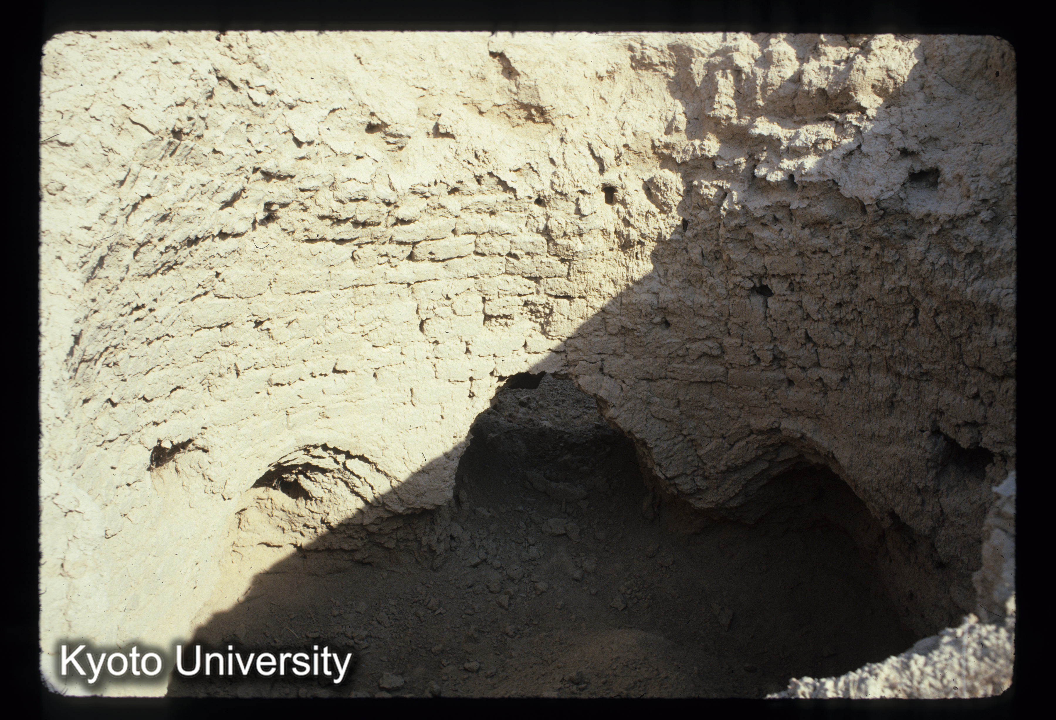 A108_Kona Masijid ドーム建物 (1)