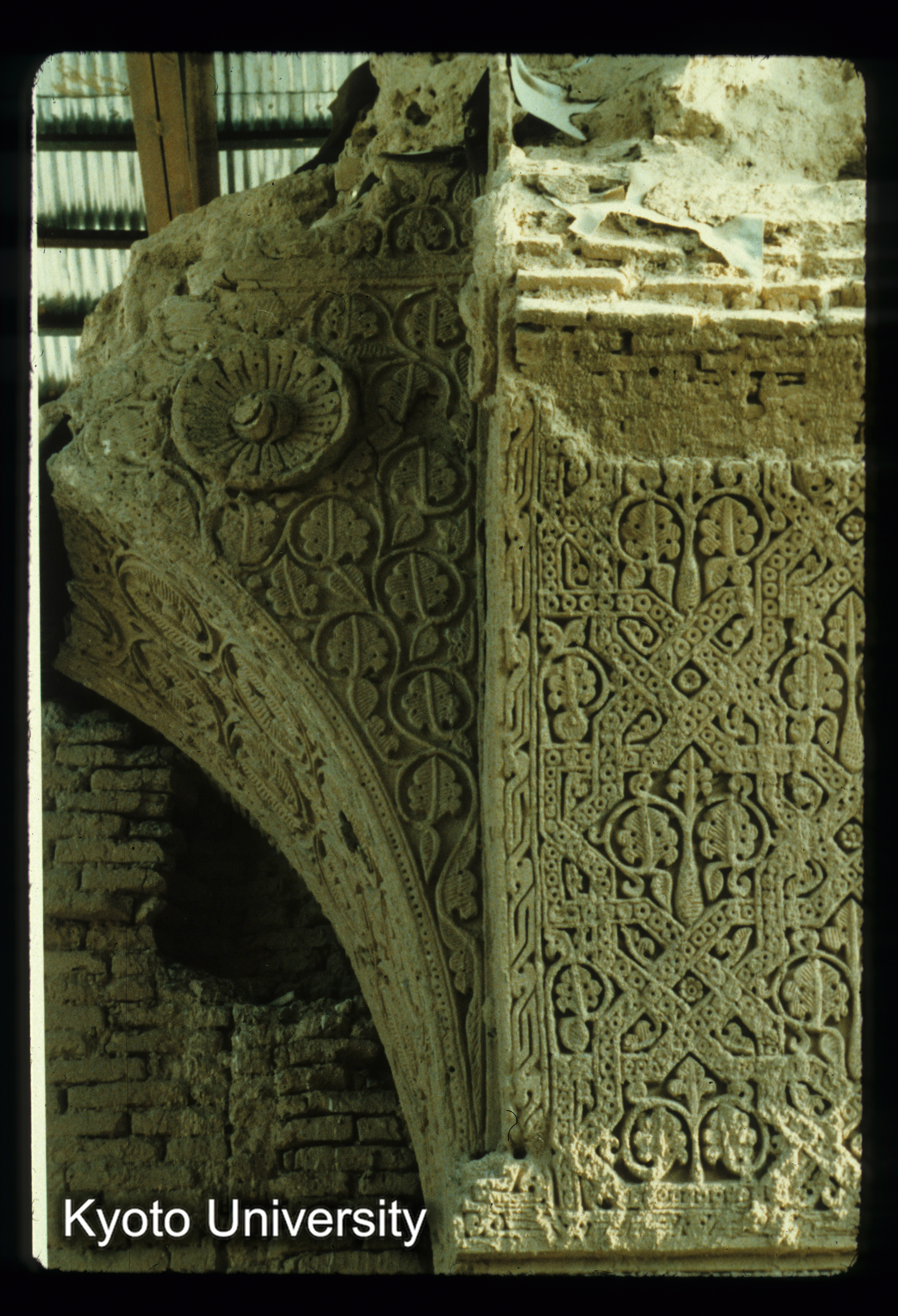 A147_Nōgunbad アーチ復元装飾詳細 heshtに草泥土上塗 (1)