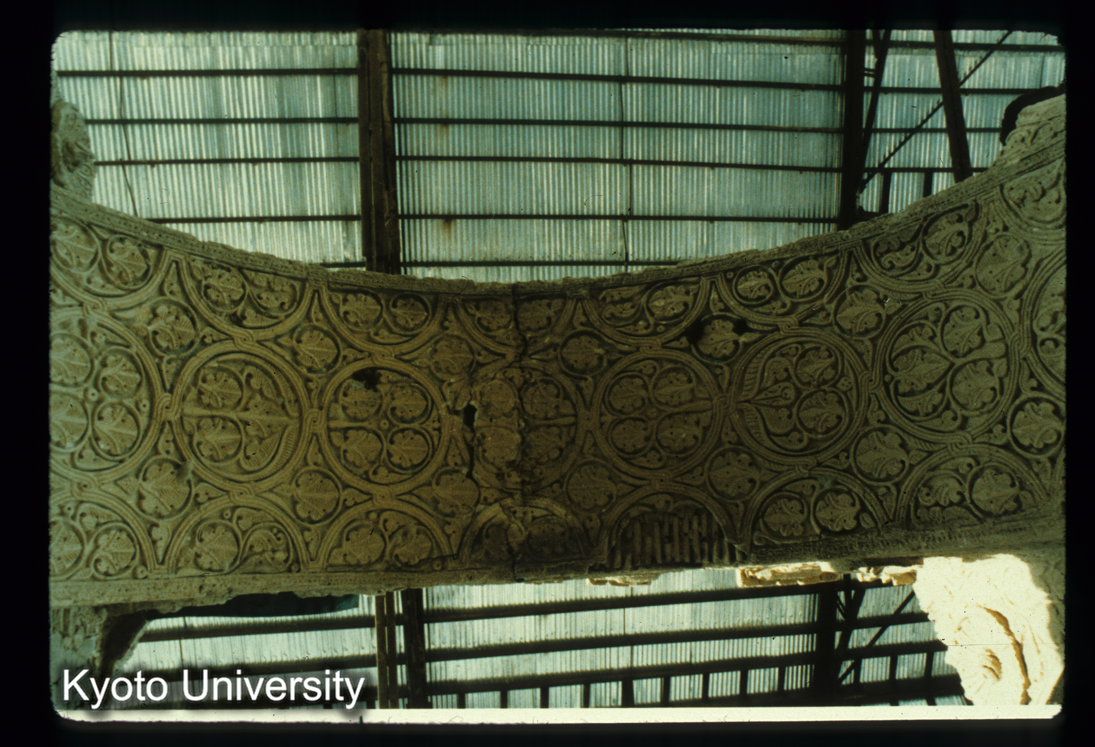 A148_Nōgunbad pointed Arch見上 (1)