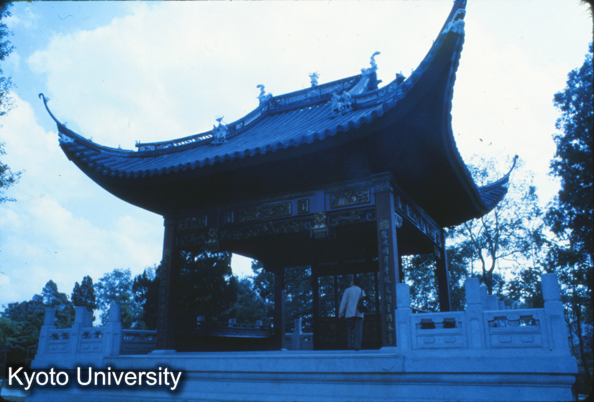 49_旧銭業会館戯台 (1)