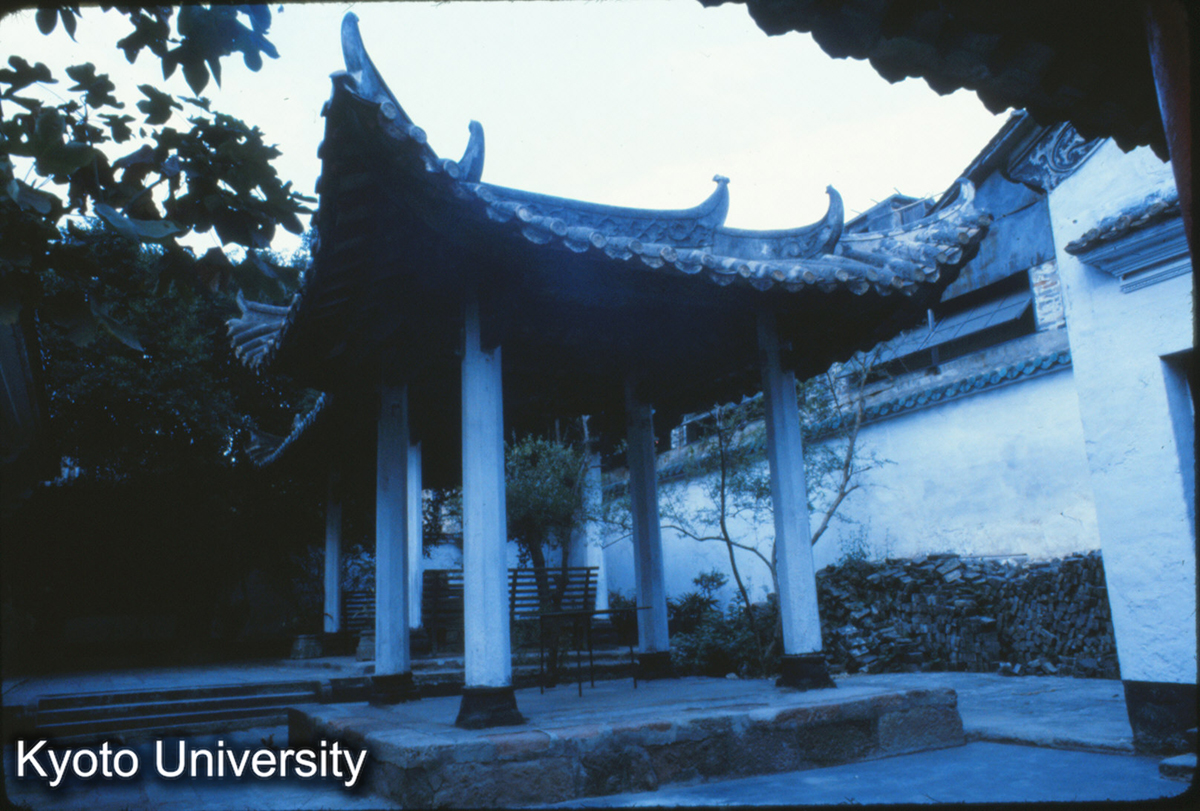 692_懐聖寺碑亭 (1)