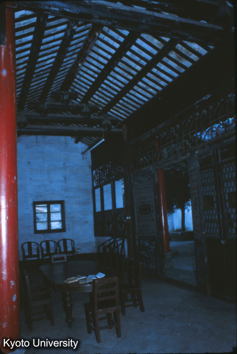 693_懐聖寺経堂（古蘭経をおく） (1)