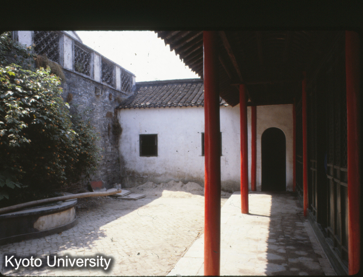 8-36止_揚州 普哈丁墓 礼拝殿 (1)