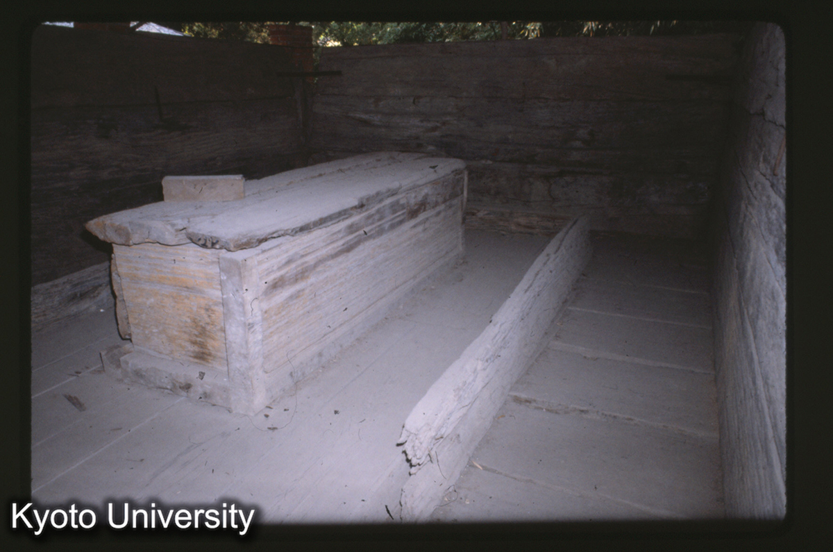 9-26_木棺槨 揚州博物館 (1)