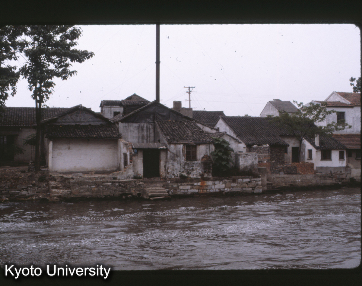 14-4_蘇州 河沿いの民居_81 (1)