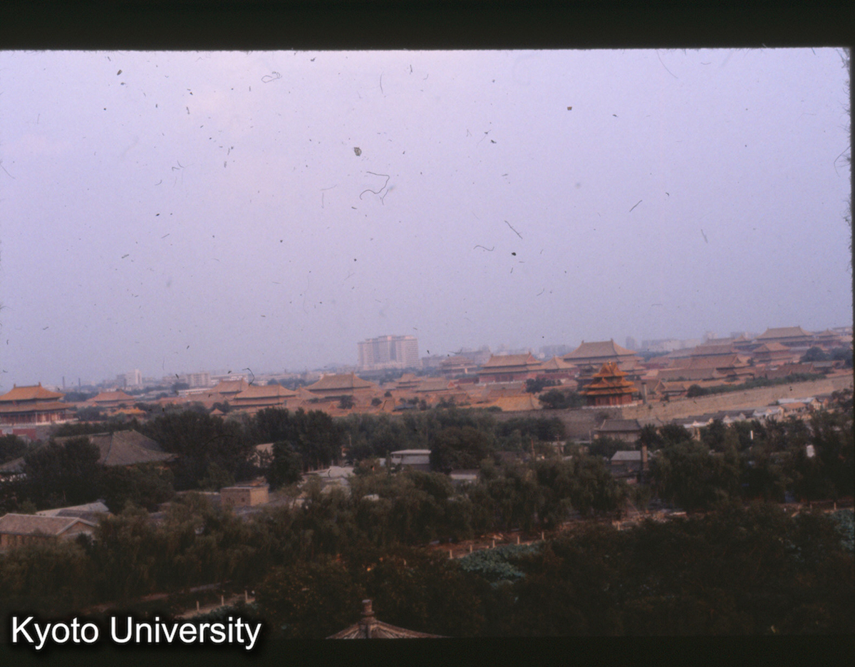 21-28_北京団城上より故宮中軸線院落を望む_81 (1)