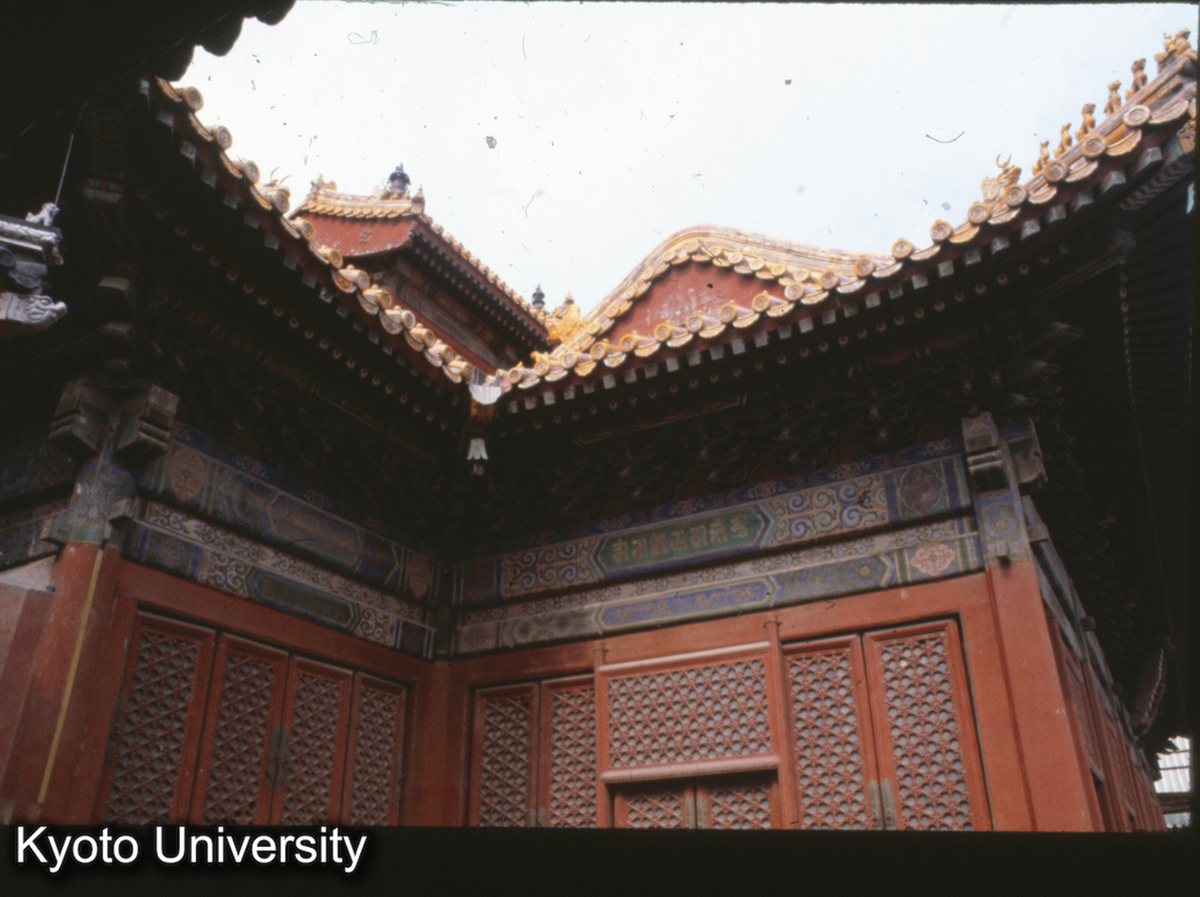 23-8_北京雍和宮 軒入隅部分 (1)