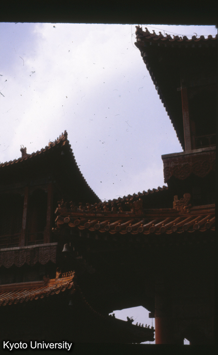 23-21_北京雍和宮 空廊 (1)