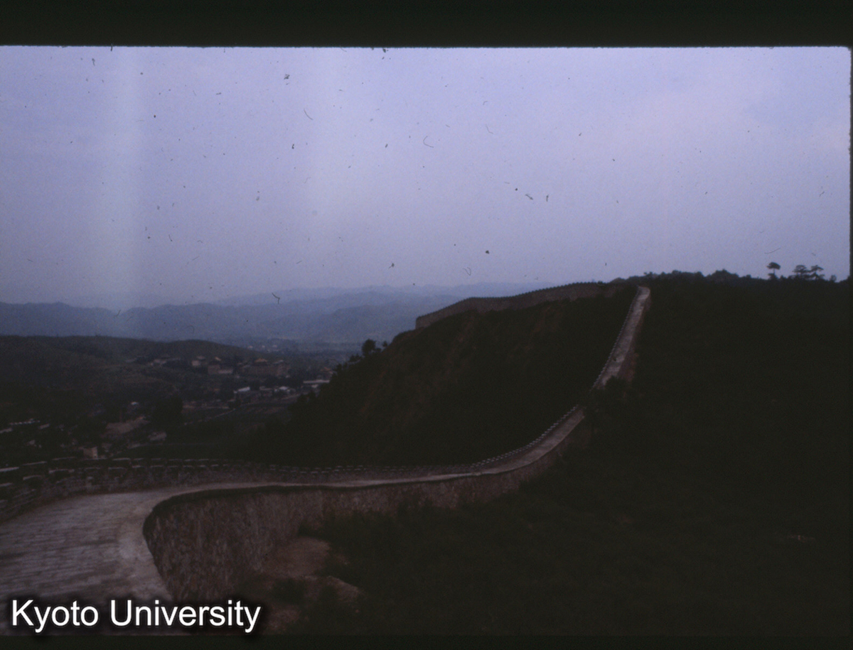 24-28_承徳避暑山荘 宮墻 (1)