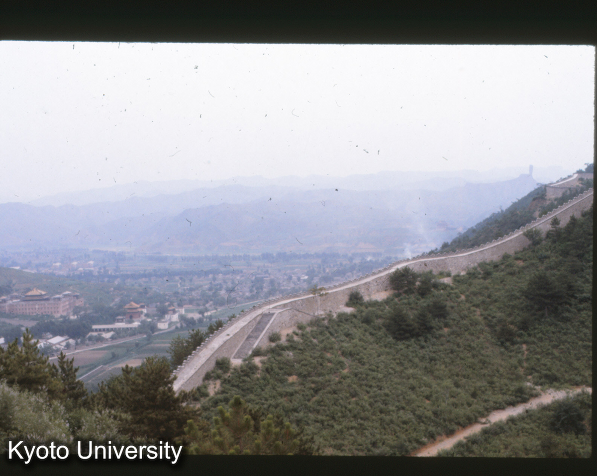 24-32_承徳避暑山荘 宮墻 (1)