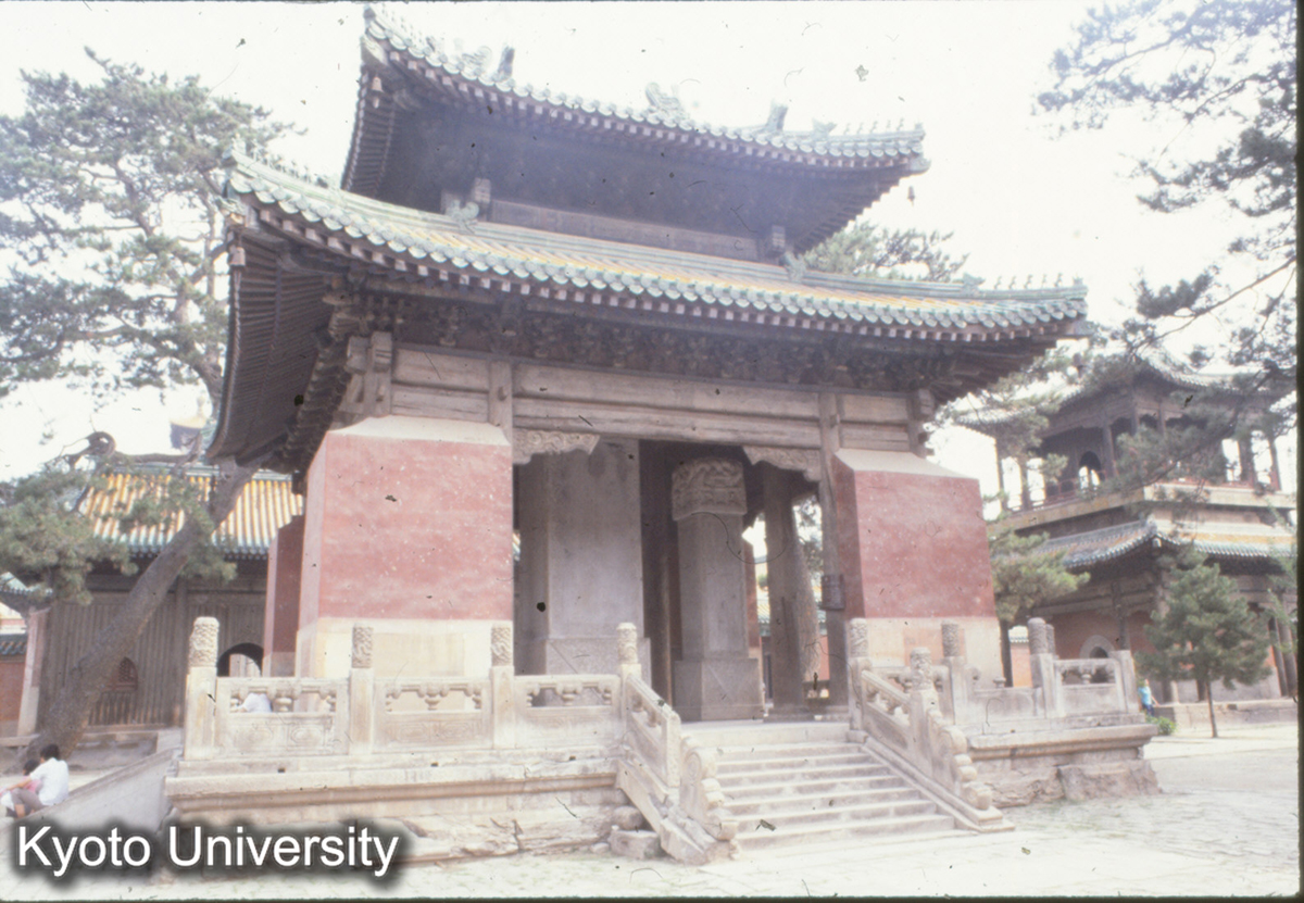 24-35_承徳普寧寺 碑亭 (1)