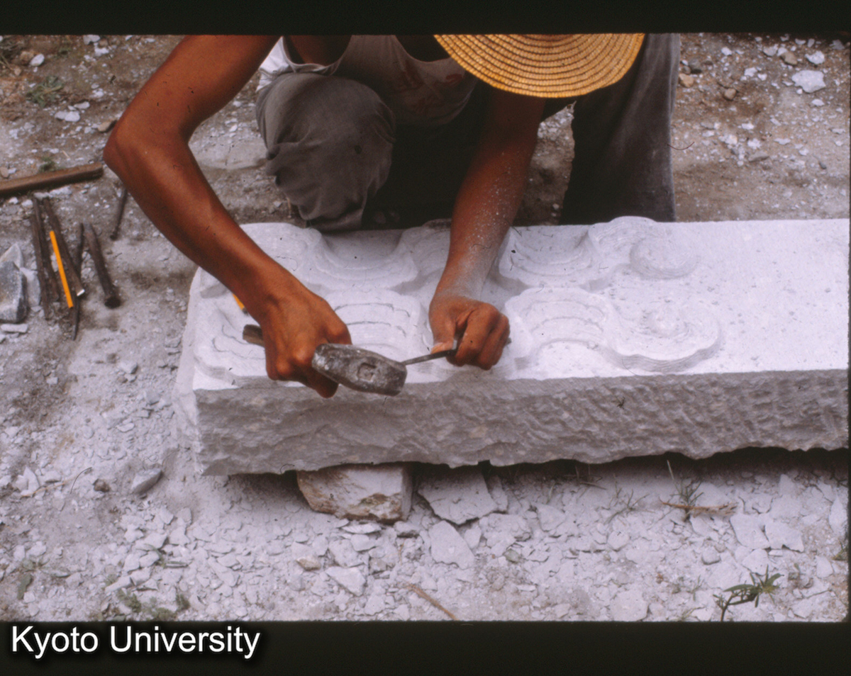 25-11_石工 承徳普寧寺 (1)