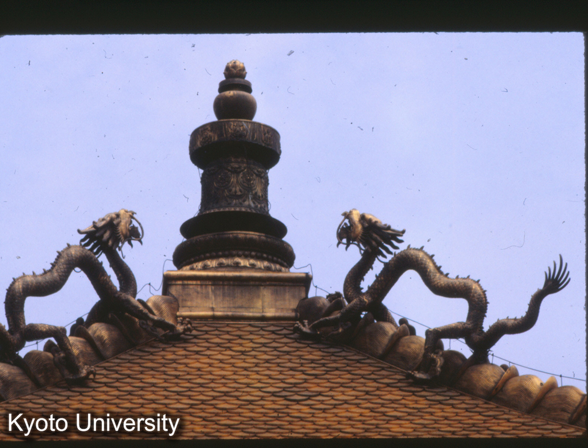 26-27_承徳須弥福寿廟 妙高荘厳殿 攢尖 (1)