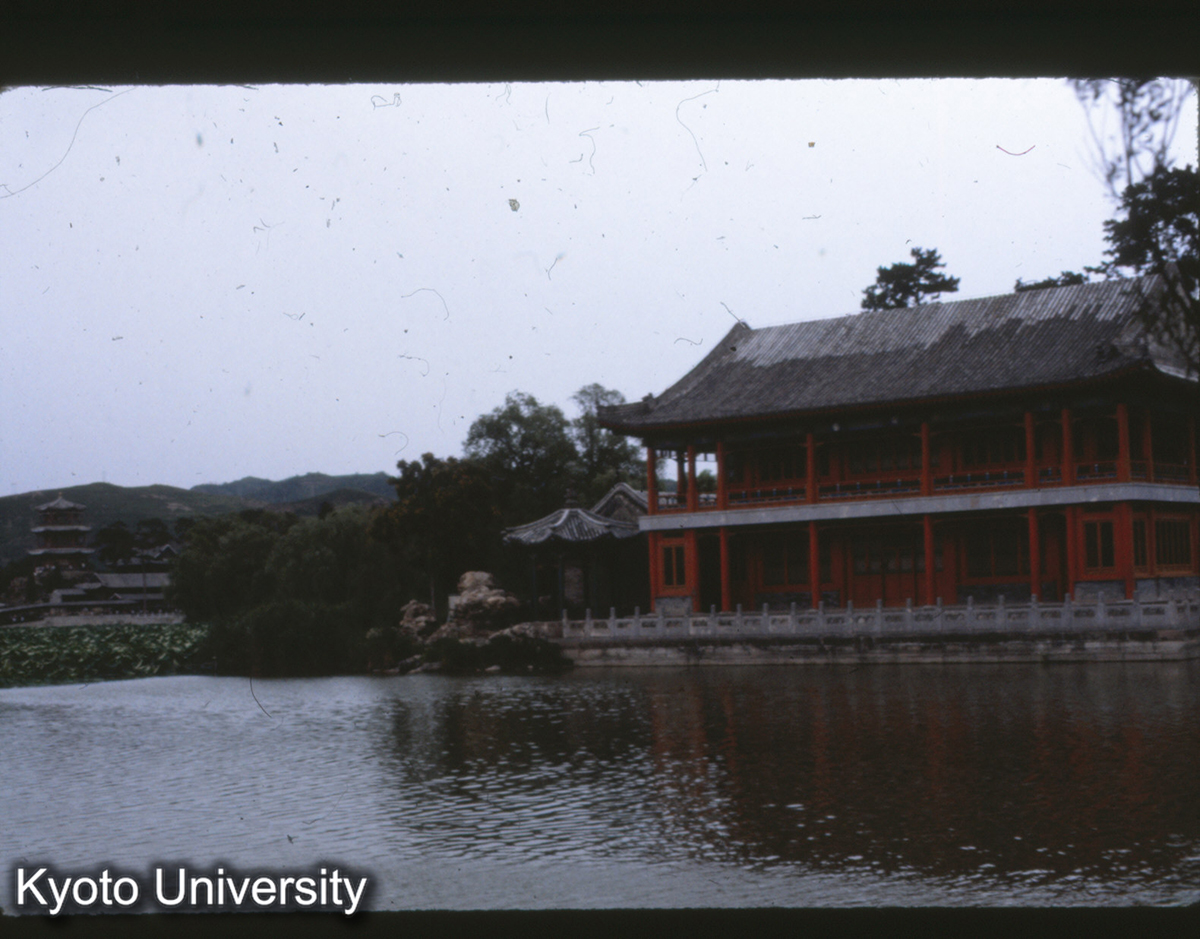 27-37止_承徳避暑山荘 烟雨楼_81 (1)