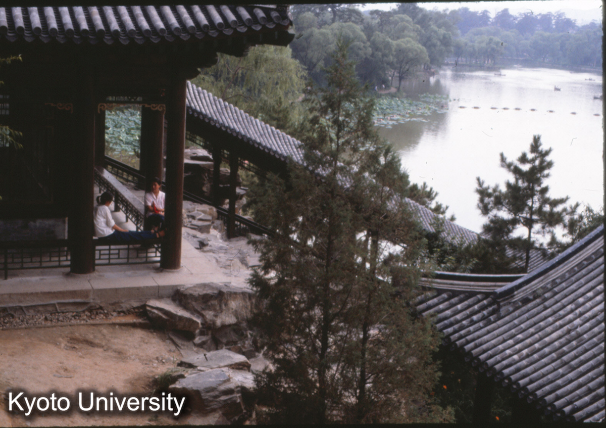 30-7_承徳避暑山荘 金山爬山廊 (1)
