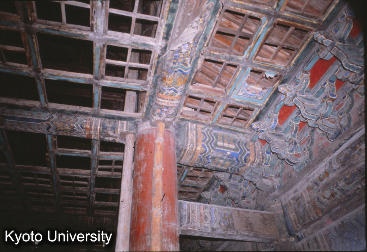 31-11_承徳安遠廟 普渡殿 梁架彩画 (1)