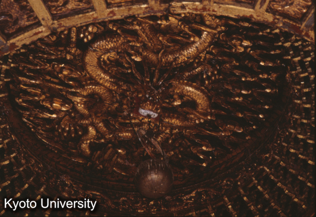 31-28_普楽寺旭光閣 藻井 (1)