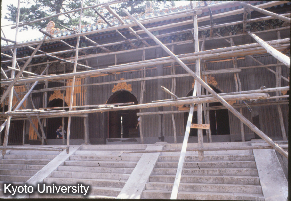 32-7_承徳普楽寺天王殿 (1)