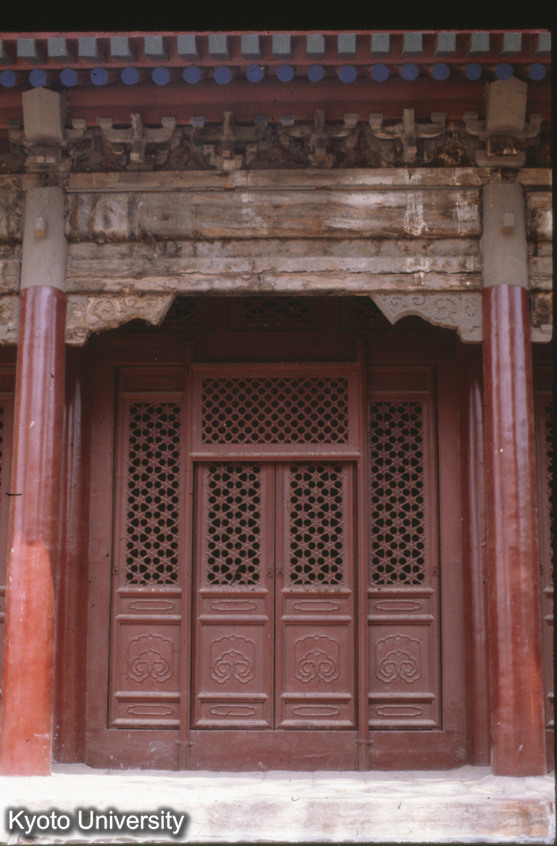 32-20_承徳溥仁寺後殿（宝相長新殿） (1)