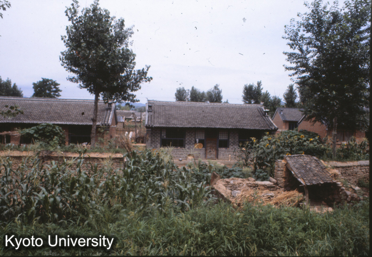 32-22_承徳 民居 (1)