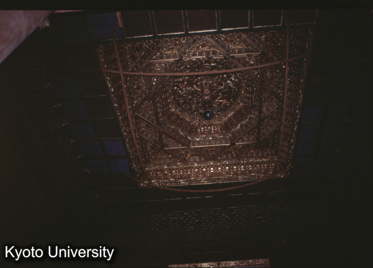 33-1_承徳 須弥福寿廟 妙高荘厳殿 藻井 (1)