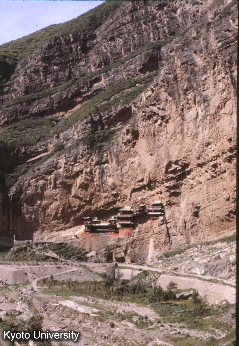 35-10_渾源（北岳恒山の北麓） 懸空寺 (1)