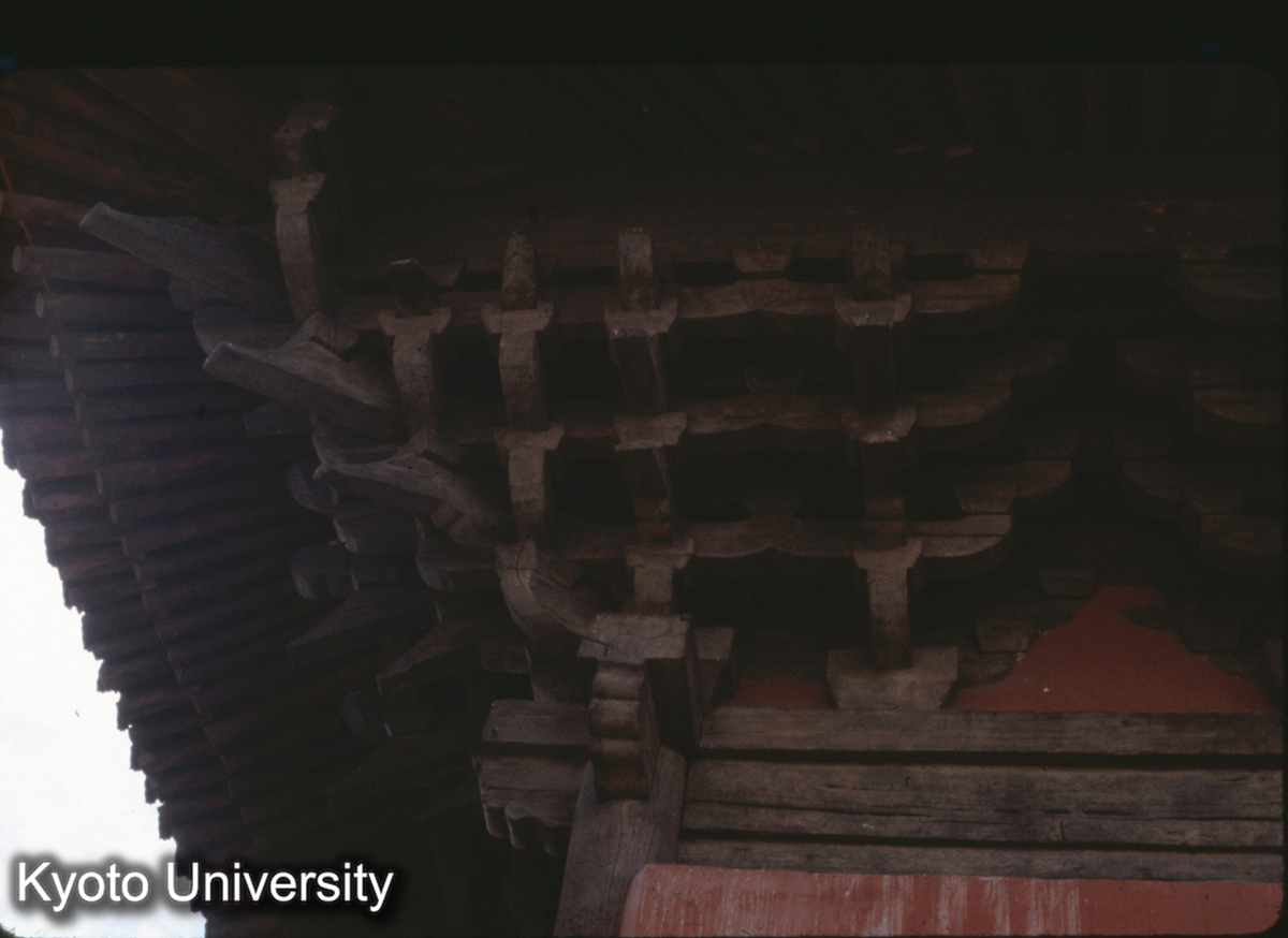 37-30_大同善化寺三聖殿 纒柱造 (1)