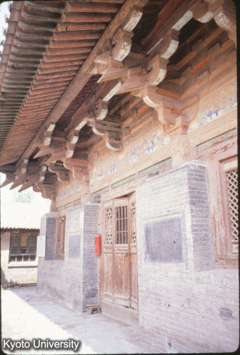 39-34_平遥 鎮国寺 万仏殿 (1)