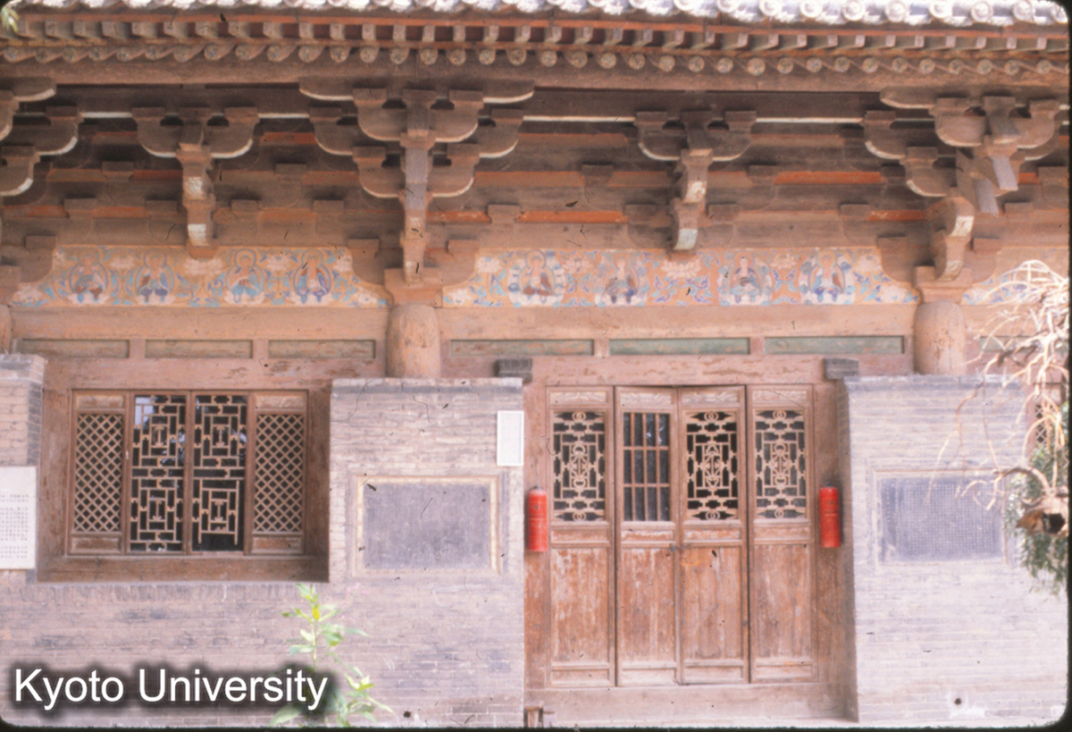 40-8_平遥 鎮国寺 万仏殿 (1)