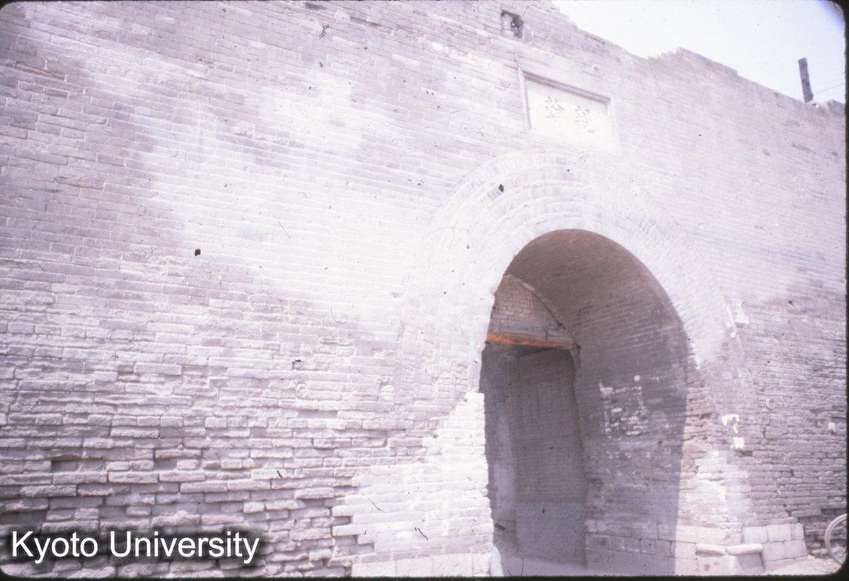 40-18_平遥 城門 (1)