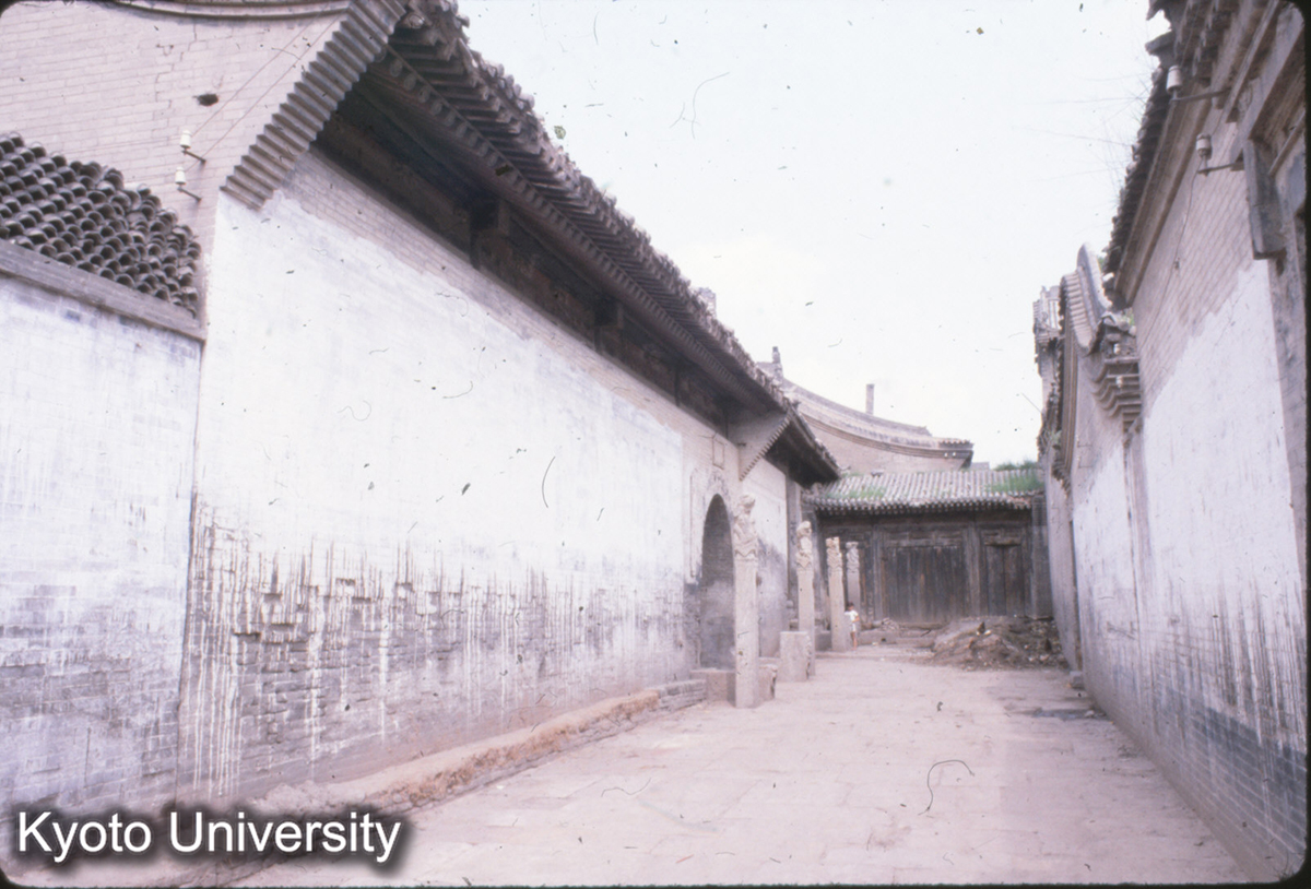 40-29_平遥 城内民居 路地 (1)