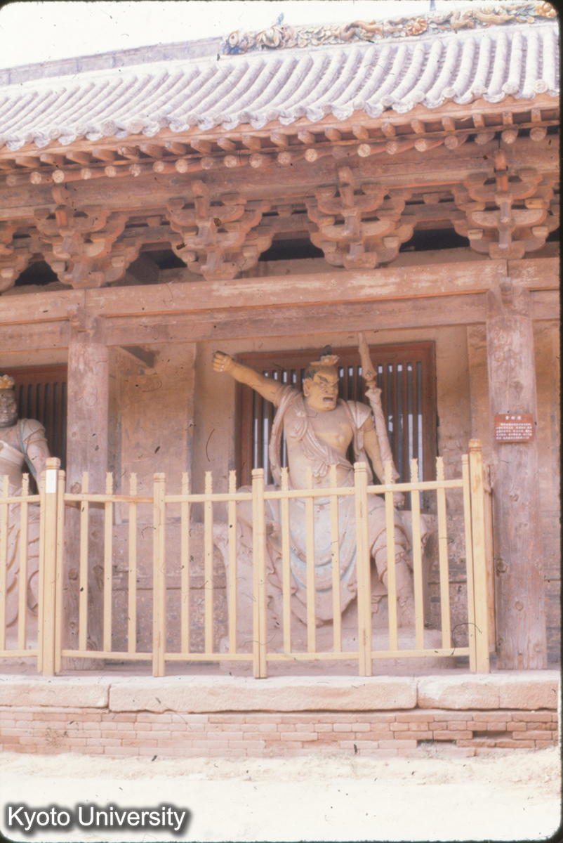 40-33_平遥 双林寺天王殿 金剛力士 (1)