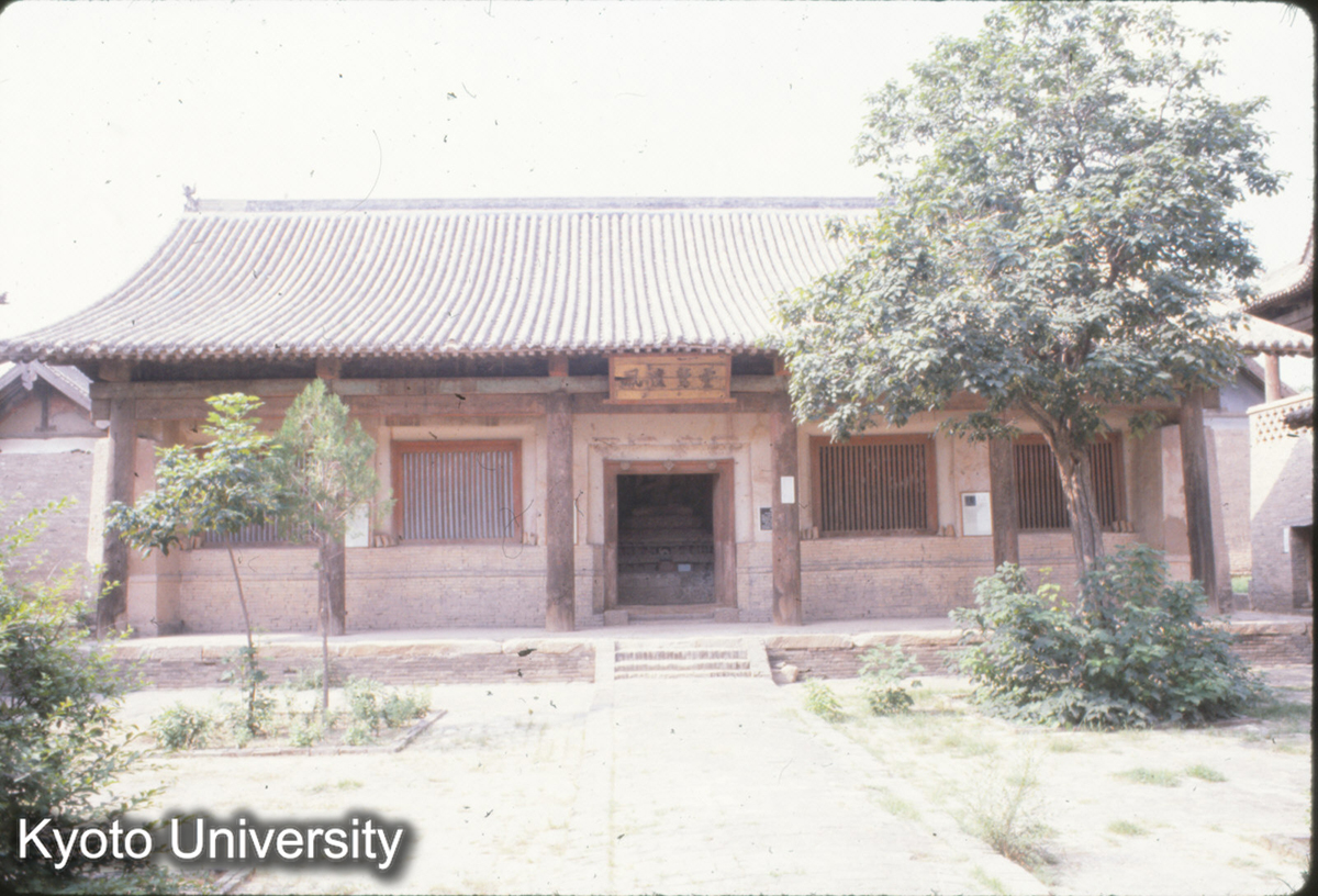 40-35_平遥 双林寺釈迦殿 (1)