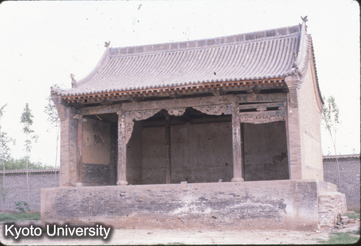 41-14_平遥 双林寺寺門前 戯台 (1)