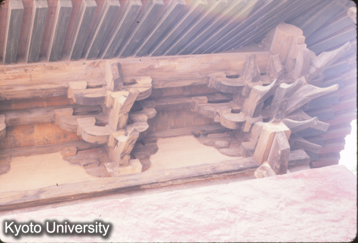 43-11_洪洞 広勝上寺後殿（毘盧殿） 斗栱 (1)