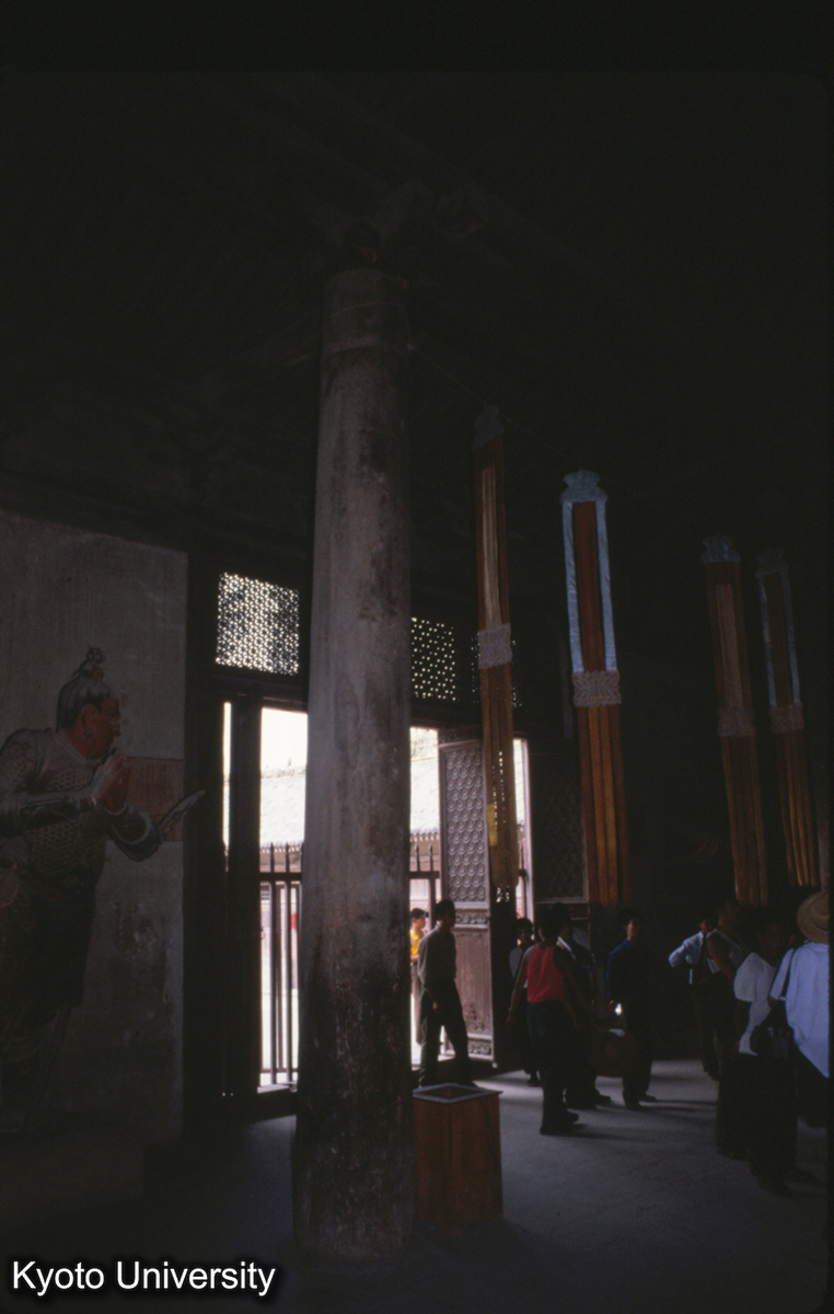 43-15_洪洞 広勝上寺後殿 柱網のズレ (1)