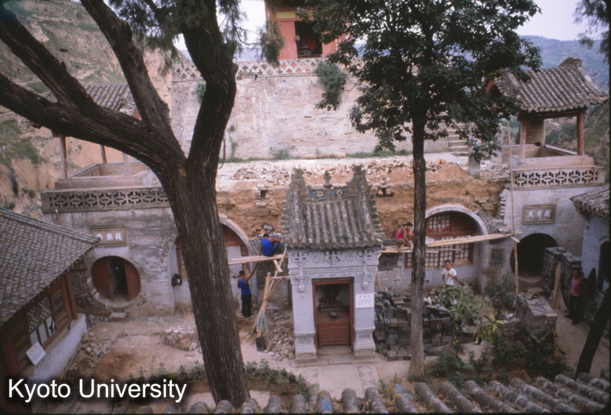 47-4_隰県 小西天 前殿（無梁殿）と配殿 (1)