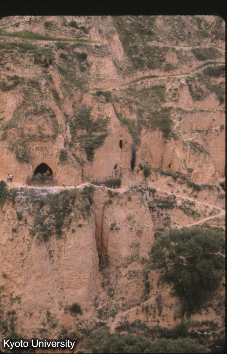 47-6_窯洞 隰県 (1)