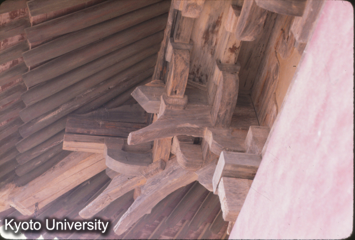 50-16_永楽宮 無極門 転角鋪作 (1)